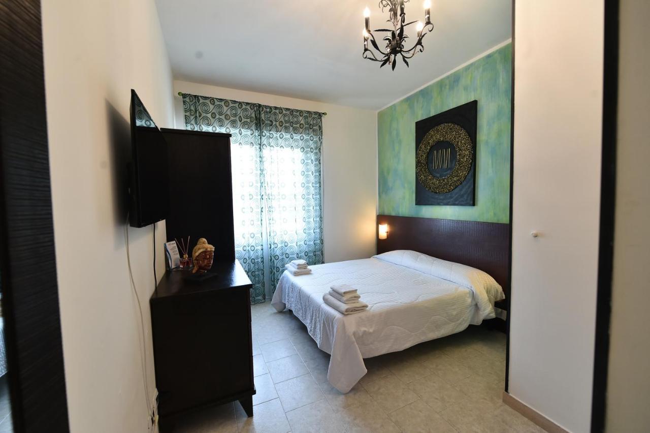 רימיני Hotel Okinawa מראה חיצוני תמונה