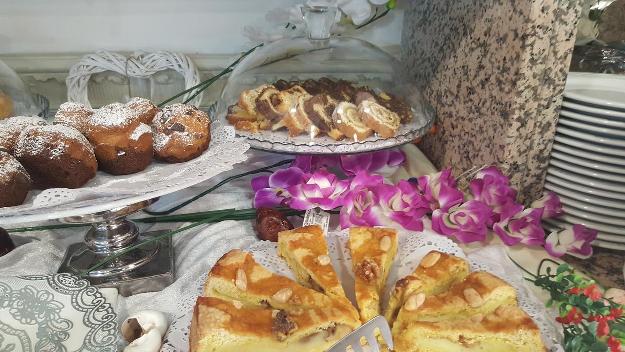 רימיני Hotel Okinawa מראה חיצוני תמונה